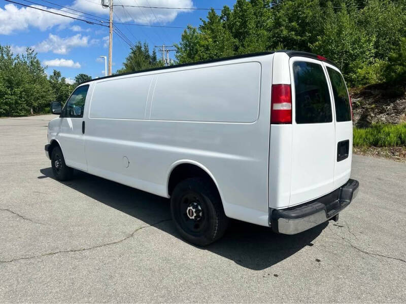 2004 GMC Savana 2500