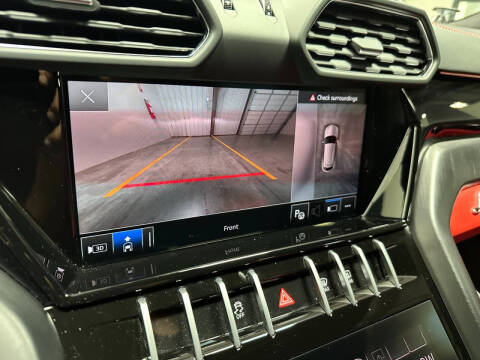 2022 Lamborghini Urus