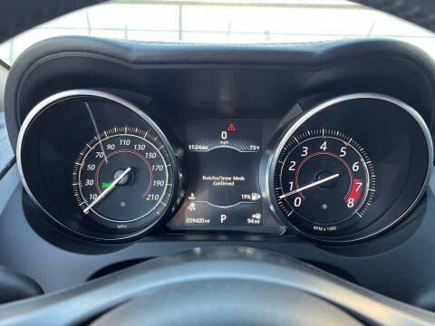 2016 Jaguar F-TYPE R