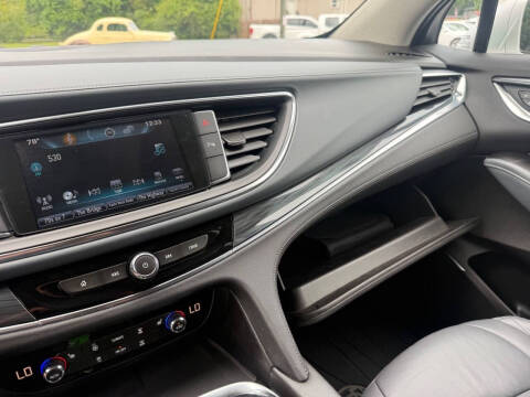 2018 Buick Enclave Essence