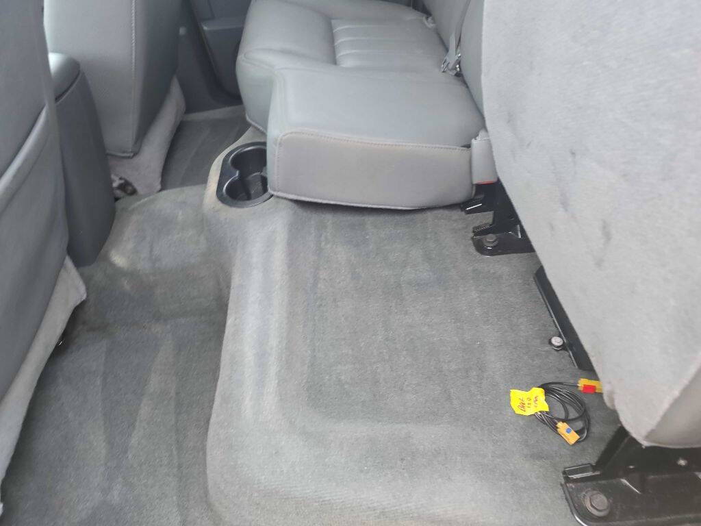 2006 Dodge Dakota 45