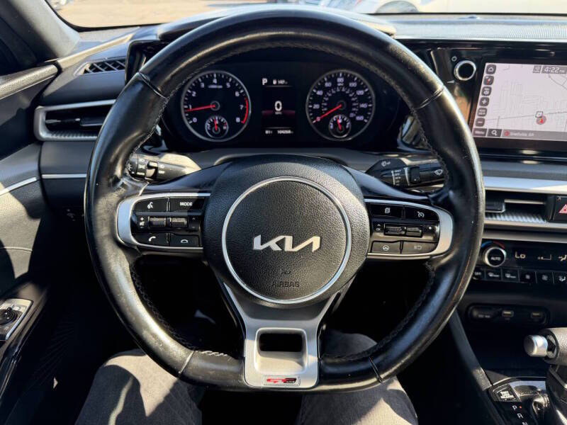 2022 Kia K5 GT-Line