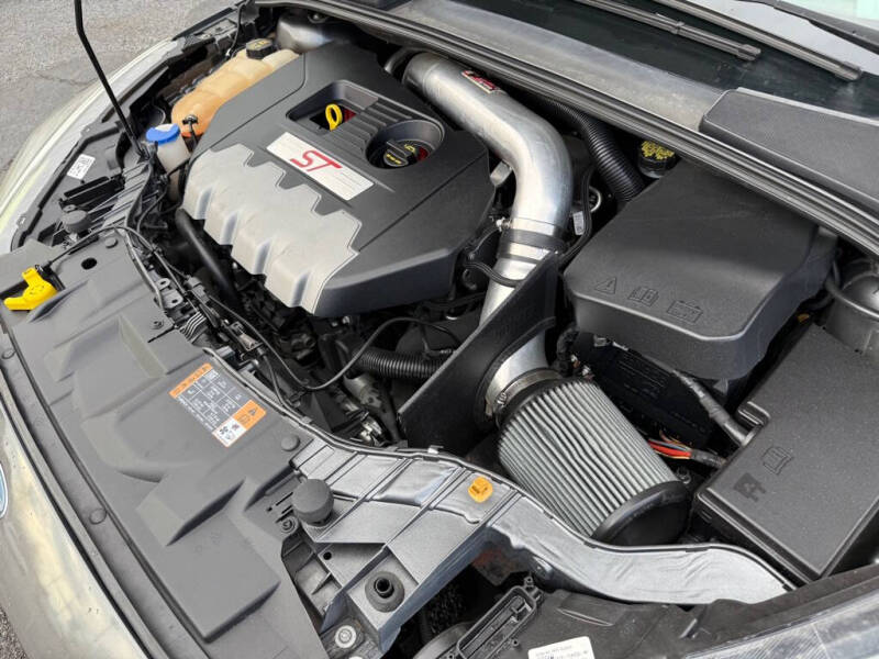 2017 Ford Focus ST