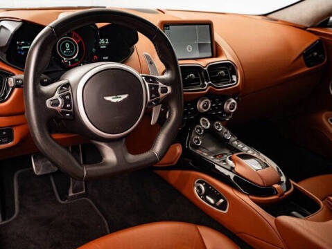 2020 Aston Martin Vantage