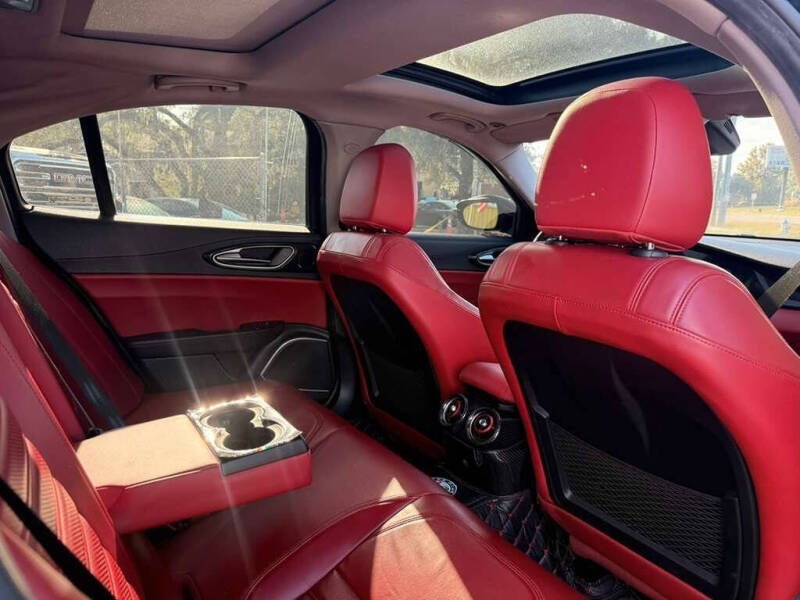 2019 Alfa Romeo Giulia Ti