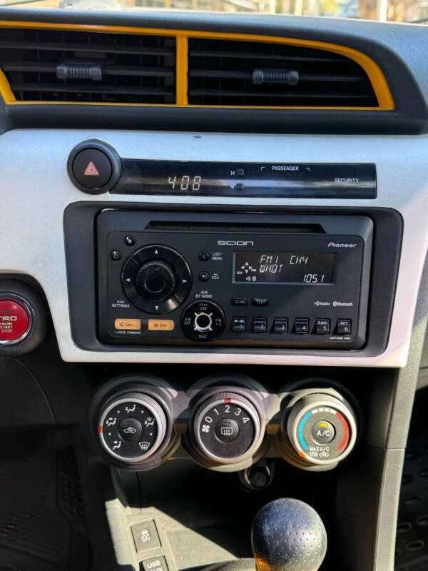 2012 Scion tC