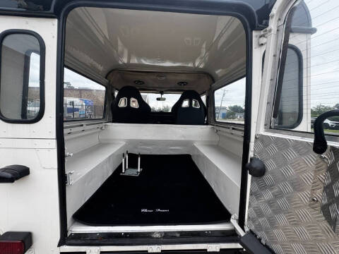 1986 Land Rover Defender