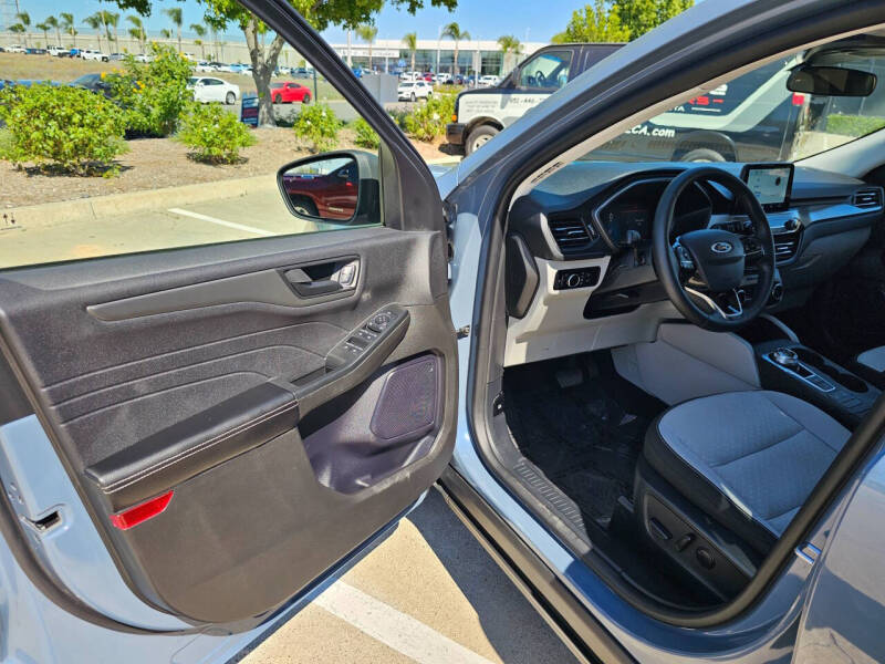 2024 Ford Escape Active