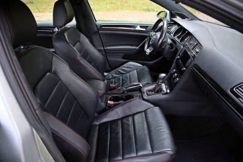 2015 Volkswagen Golf GTI SE