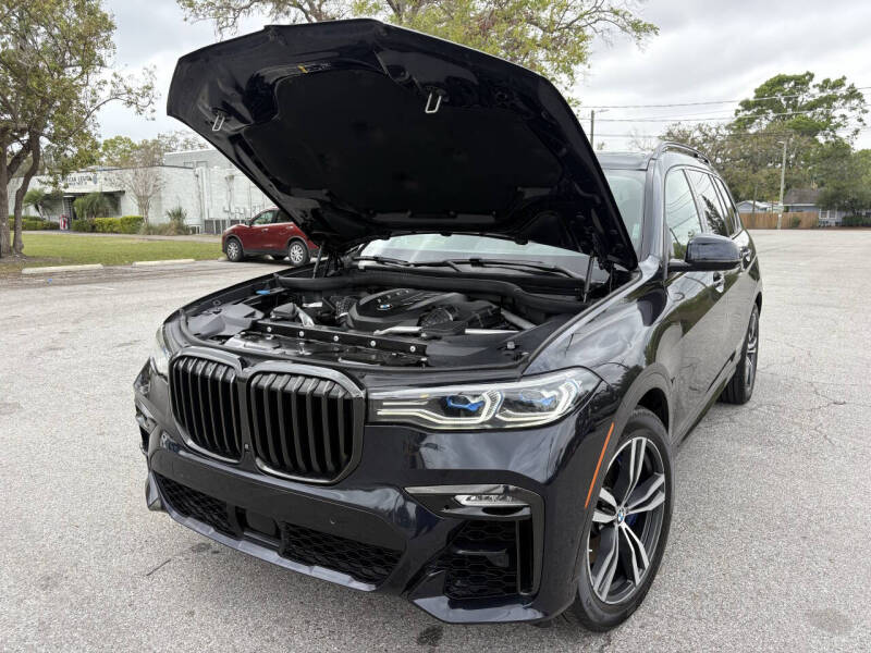 2020 BMW X7 M50i