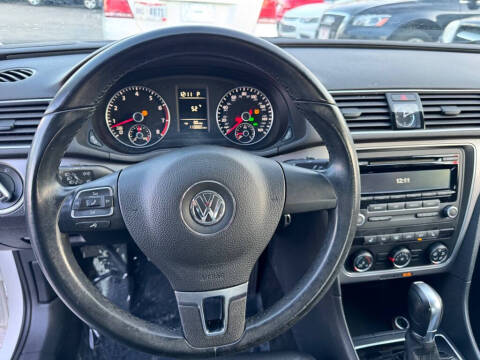 2015 Volkswagen Passat
