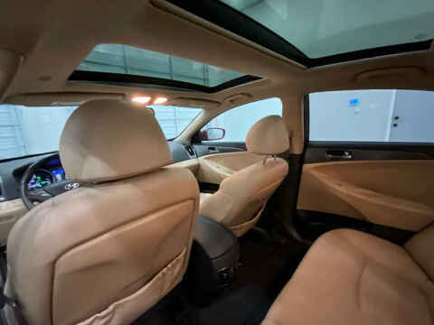 2011 Hyundai Sonata Hybrid