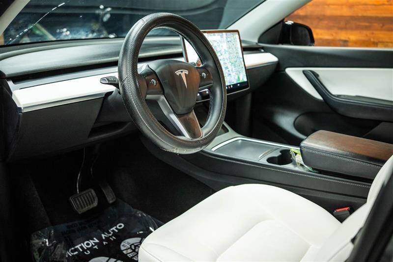 2022 Tesla Model Y Long Range