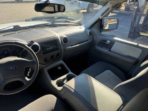 2004 Ford Expedition XLT