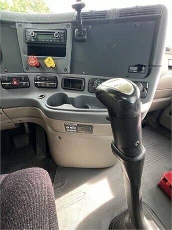 2014 Freightliner Cascadia