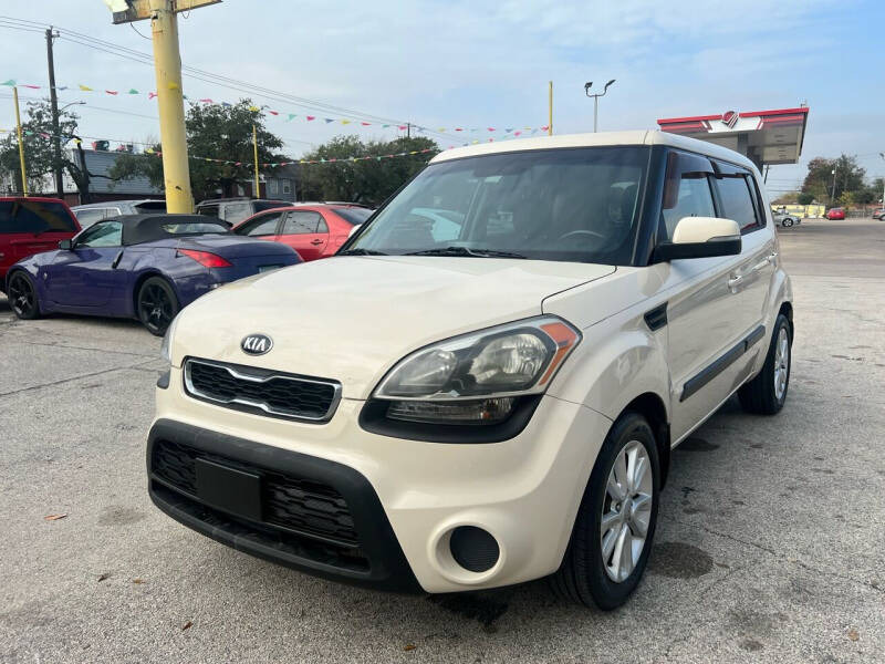 2013 Kia Soul for sale at Friendly Auto Sales in Pasadena TX