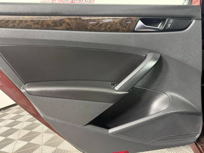 2014 Volkswagen Passat 2.0L TDI SEL Premium