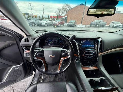 2018 Cadillac Escalade ESV Premium Luxury