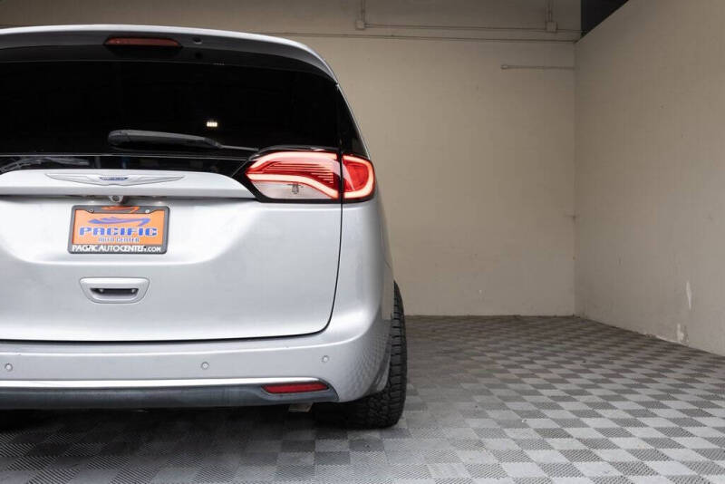 2020 Chrysler Pacifica Limited