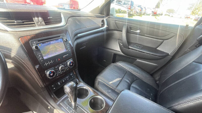 2016 Chevrolet Traverse LT