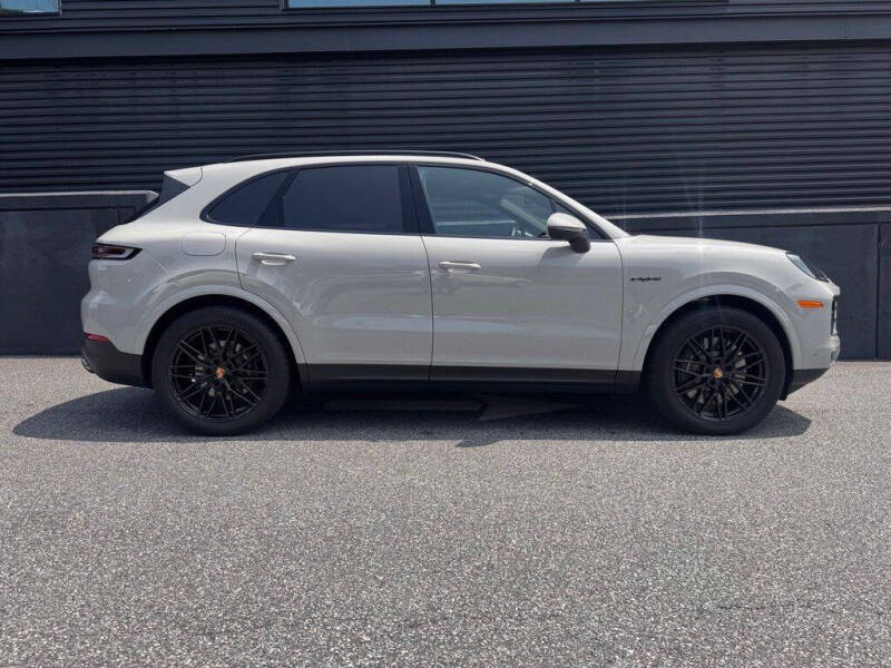 2026 Porsche Cayenne E-Hybrid