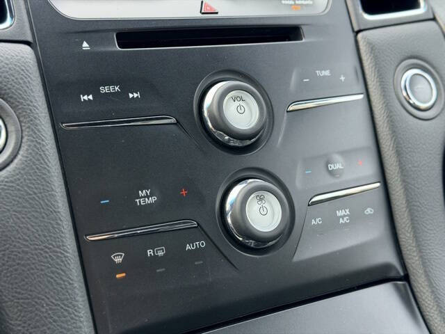 2019 Ford Taurus SEL