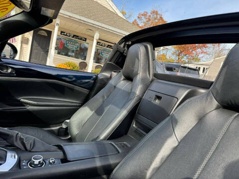 2021 Mazda MX-5 Miata RF Grand Touring