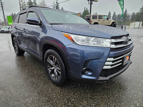 2019 Toyota Highlander LE