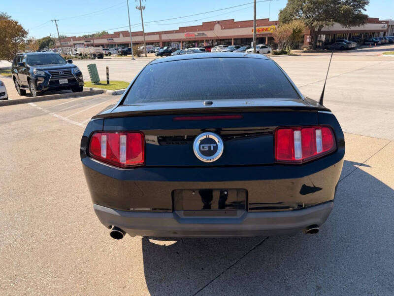2010 Ford Mustang