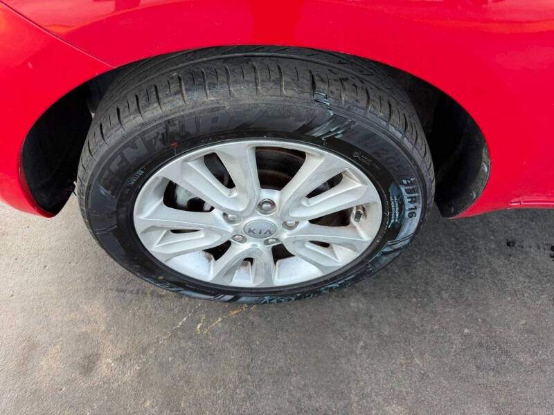 2013 Kia Soul +