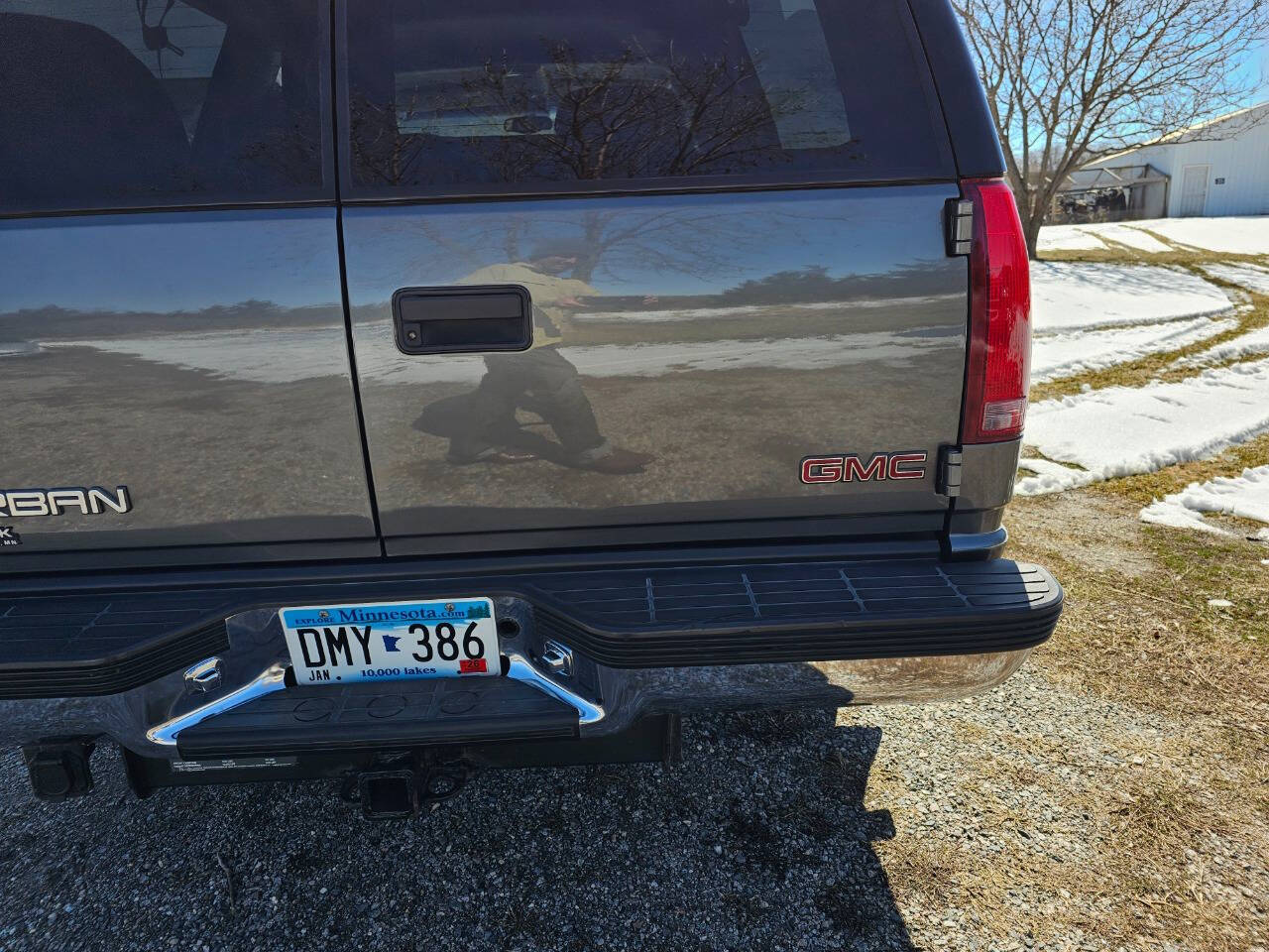 1999 GMC Suburban 30