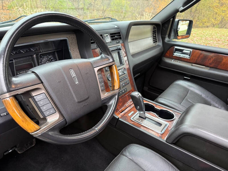 2012 Lincoln Navigator L