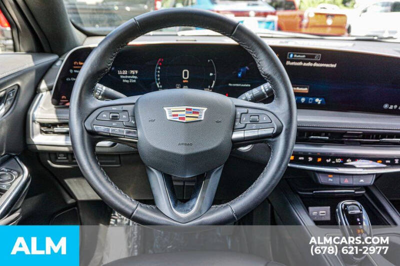 2025 Cadillac XT4 Premium Luxury