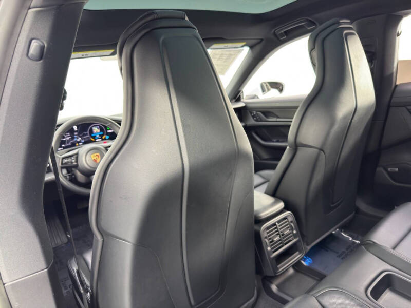 2022 Porsche Taycan 4S