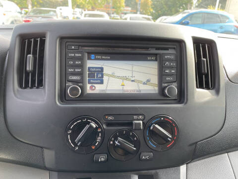 2015 Nissan NV200 SV