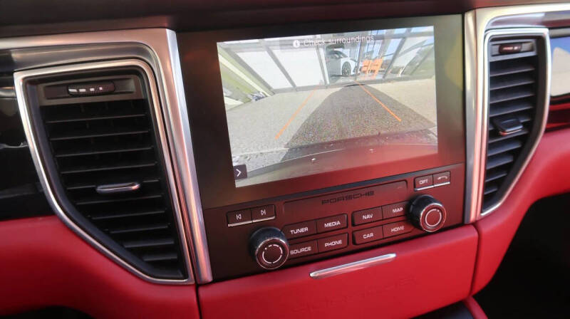 2018 Porsche Macan S