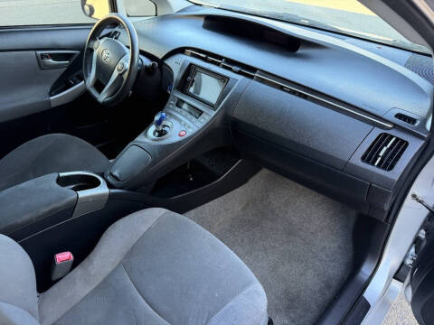 2013 Toyota Prius Two