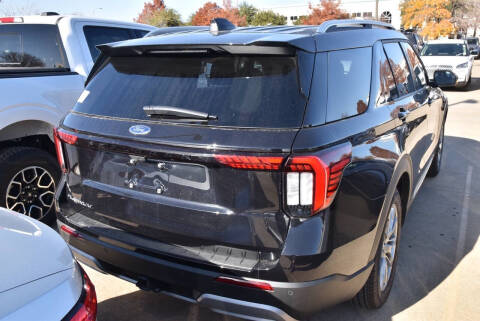 2025 Ford Explorer Platinum