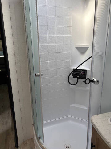 2025 Gulfstream 236RL