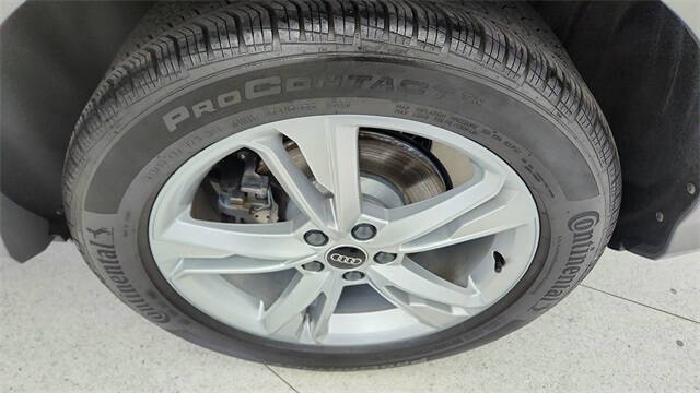 2024 Audi Q3 quattro S line Prem Plus 45 TFSI