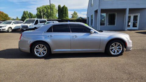 2016 Chrysler 300 C
