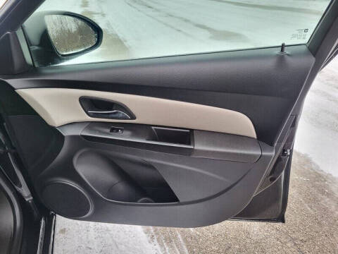 2013 Chevrolet Cruze LS Auto