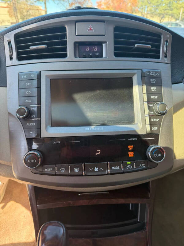 2011 Toyota Avalon Limited