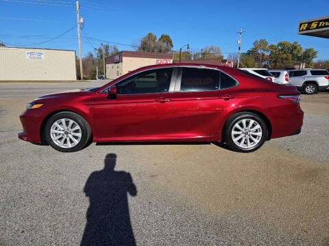 2020 Toyota Camry LE