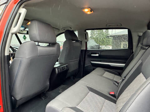 2016 Toyota Tundra SR5