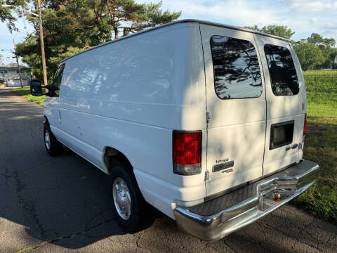 2014 Ford E-Series E-250