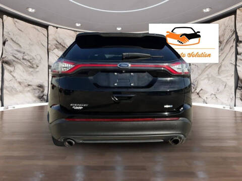 2018 Ford Edge SE