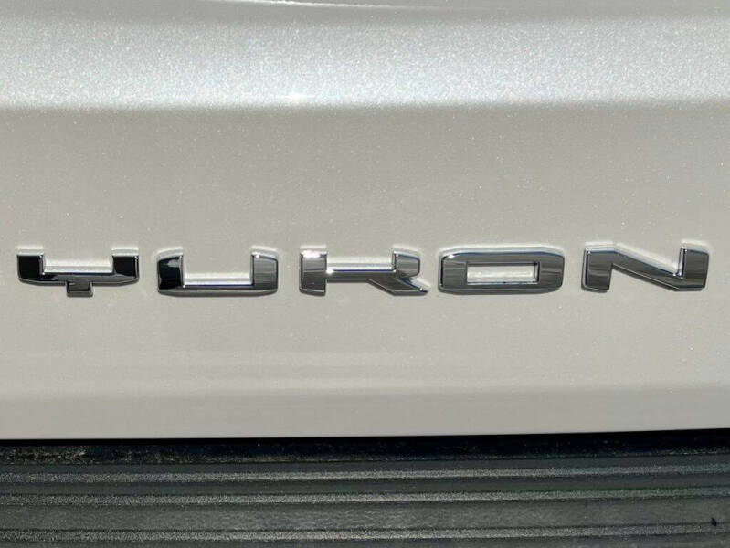 2024 GMC Yukon Denali