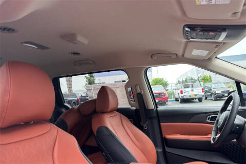 2026 Kia Carnival EX