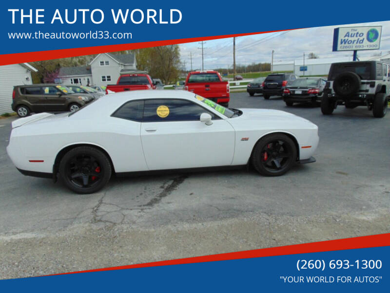 2015 Dodge Challenger for sale at THE AUTO WORLD in Churubusco IN